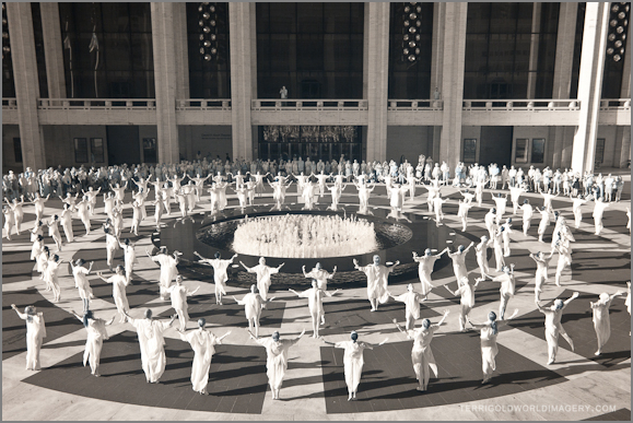 Table_of_Silence_red-120