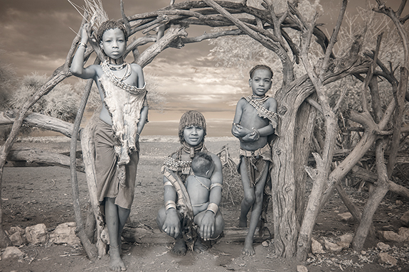 Hamar Family in the Omo Valley - Terri Gold