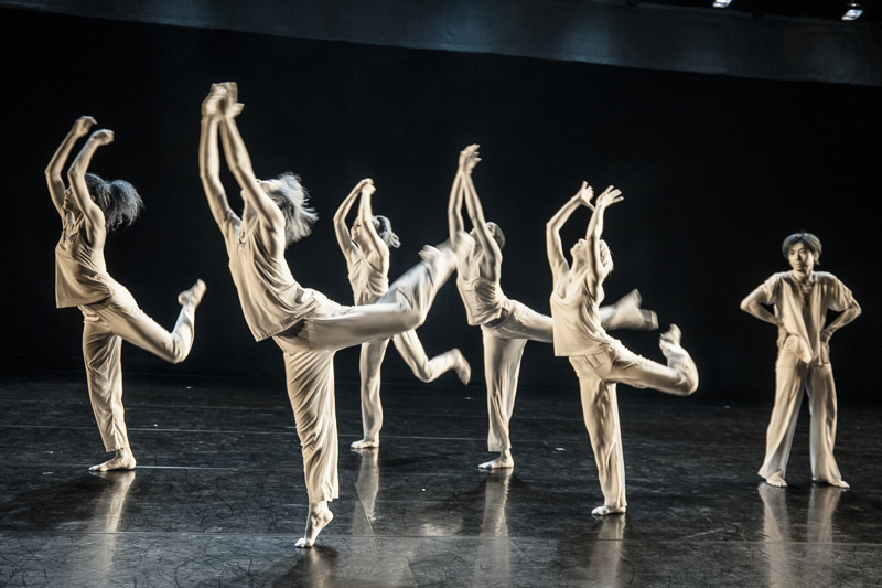 Whew ! Jennifer Muller