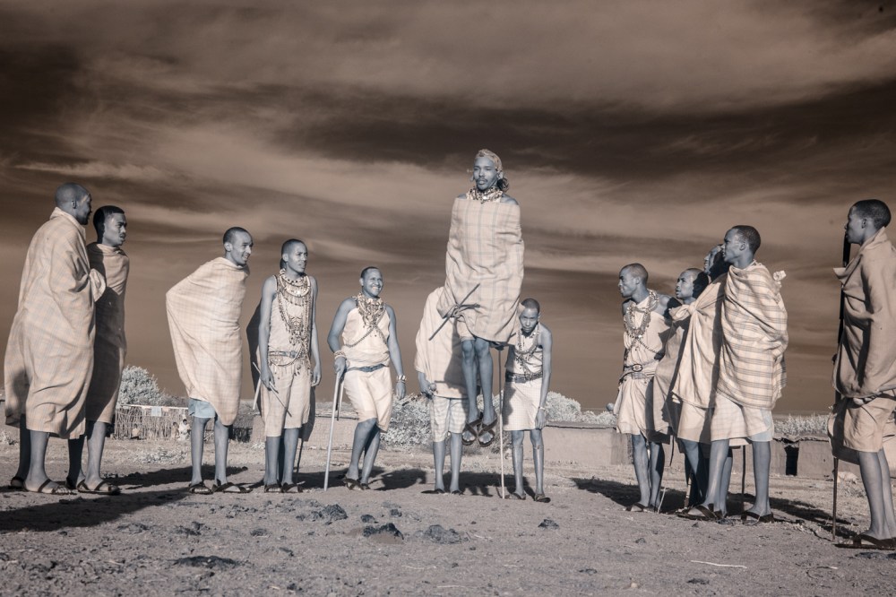 Kenya_2015_red_-2120